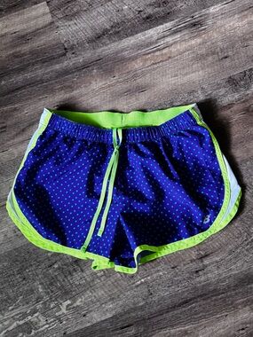 New balance polka dot athletic shorts size small
